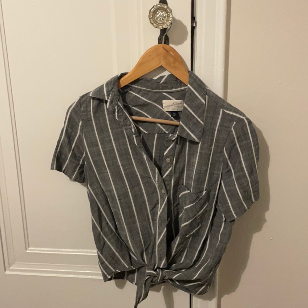 NEW Grey Tie Front Top (medium)